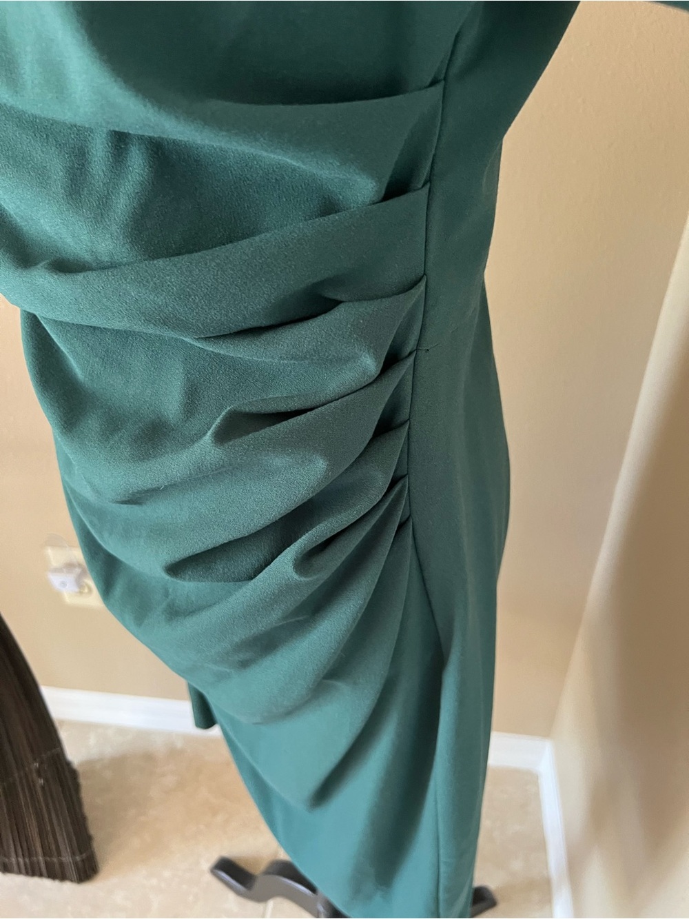 Vince Camuto Forest Green One-Shoulder Draped Sheath Dress - Picture 3 of 5